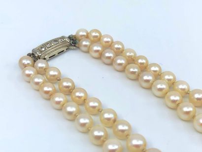 GUBELIN
COLLIER double rang de perles de...
