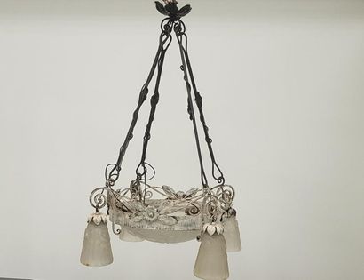 DEGUE
Lustre en fer forgé, vasque en verre...