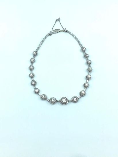 COLLIER en platine et or gris 750° riviere...