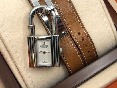 HERMES montre bracelet de dame modèle Kelly...
