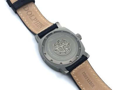 MONTRE de plongée Forces sous marines (Dolphin)
Mouvement...
