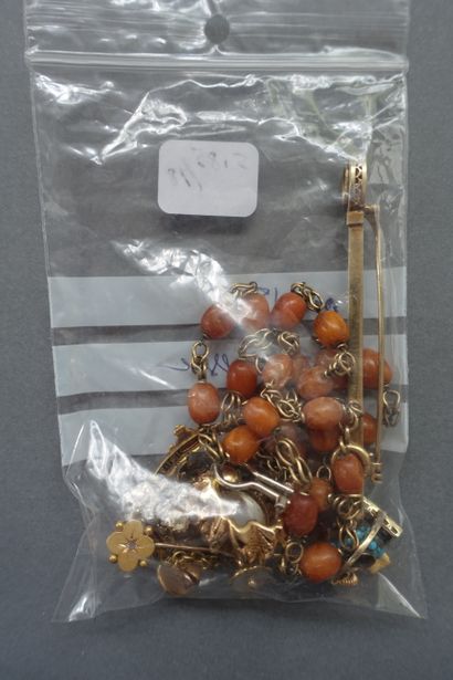 Scrap gold and miscellaneous.

Gross weight:...