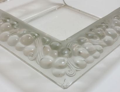 LALIC. 

Especially for the table with two...