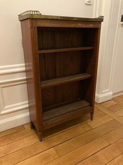 Petite bibliothèque basse en bois naturel...