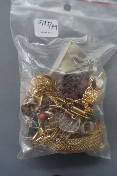 Fashion jewellery, watches and gold plated...