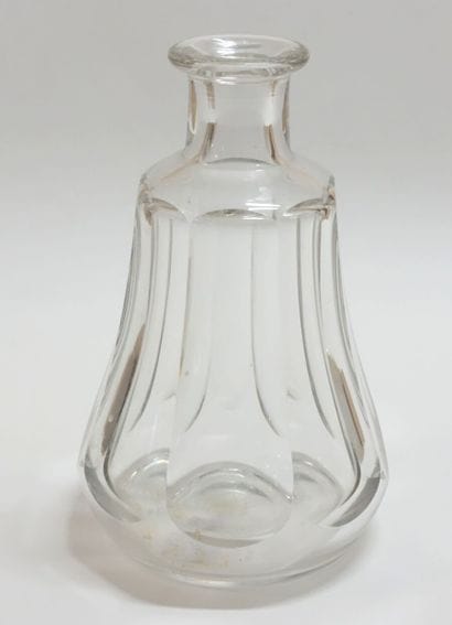 BACCARAT FRANCE. 

Faceted glass decanter.

Signed...