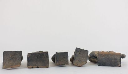 CHINA. 

Five subjects.

Patinated terracotta.

In...