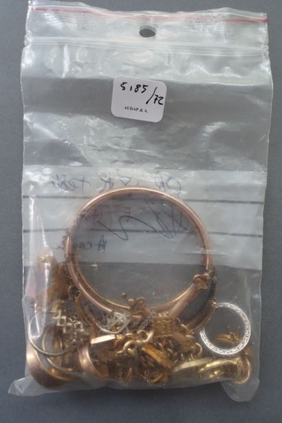 Scrap gold.

WILL BE SOLD BROKEN.

Gross...