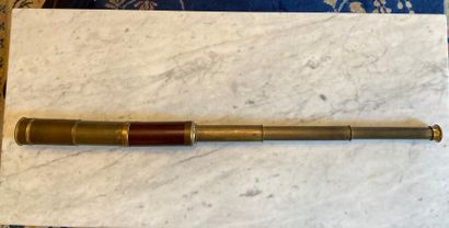 Long sights in gold metal and exotic wood.

Length...