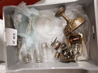 Manette de verrerie, métal argenté et di...