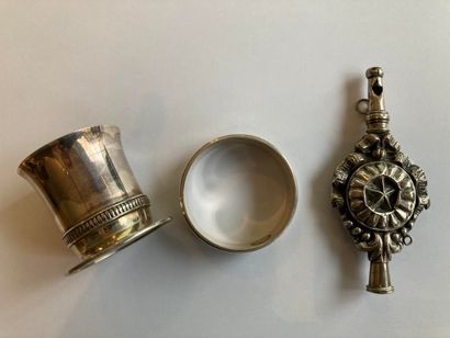 Silver lot comprising:

A kettledrum, a napkin...