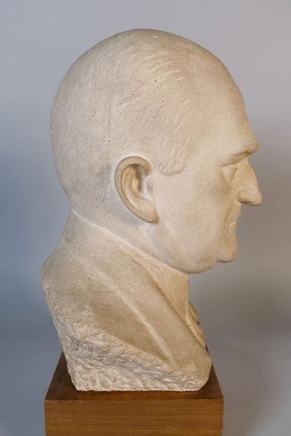 Georges SALENDRE (1890-1985).

Male bust.

Reconstituted...