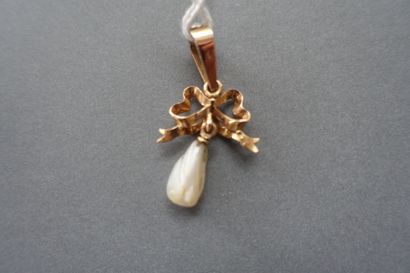 Pendant knot in yellow gold 750 thousandths...