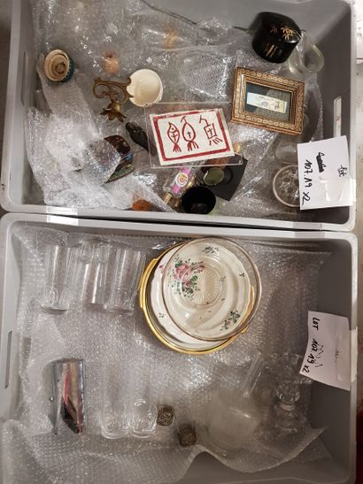 Fort lots de verrerie, objets divers décoratifs...