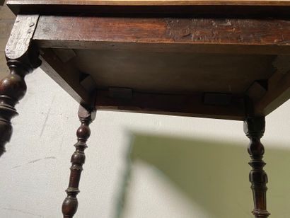 Small turned wooden table, partly made up...