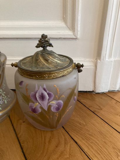 A collection of seven cookie jars made of...