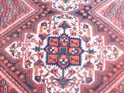Tapis Afschar, Sud de la Perse, vers 1930-1940.

Le...