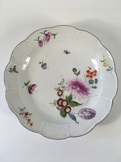 GERMANY, Meissen.

Round porcelain dish with...