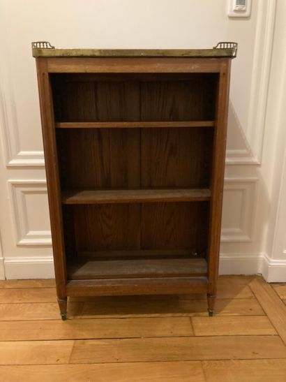 Petite bibliothèque basse en bois naturel...