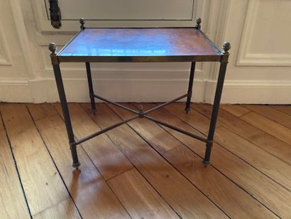 Petite table en marqueterie 