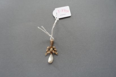 Pendant knot in yellow gold 750 thousandths...