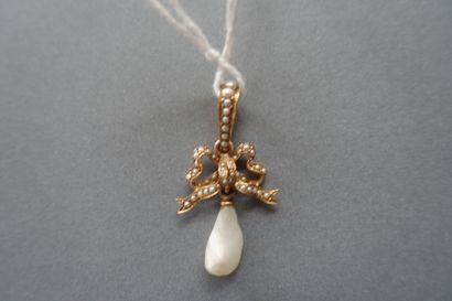 Pendant knot in yellow gold 750 thousandths...