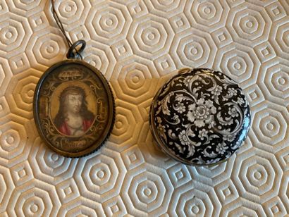 Meeting comprising a small reliquary and...