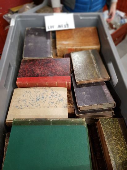 Fort lot de livres (manette)