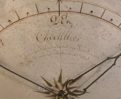 Baromètre ovale en bois doré, Louis XVI.

Cadran...