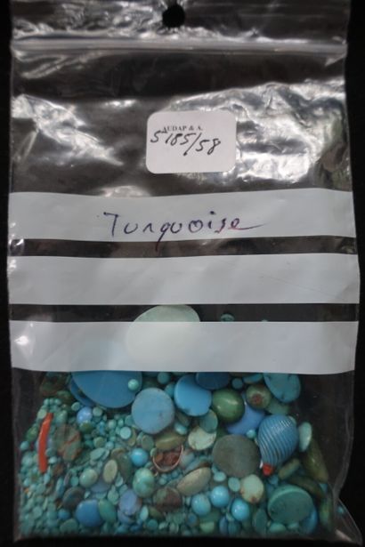 Important batch of imitation and ornamental...
