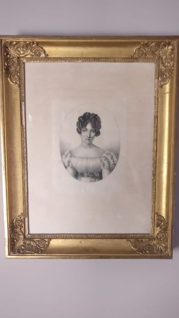 École du XIXe siècle.

Portrait de femme...