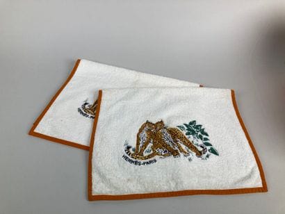HERMÈS Paris
Paire de petites serviettes...
