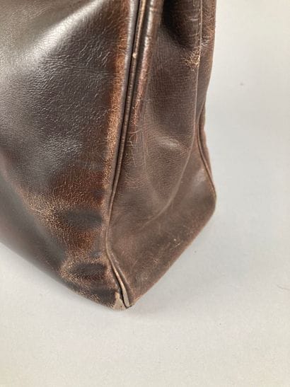 HERMÈS Paris
Sac Kelly 35 en box chocolat,...