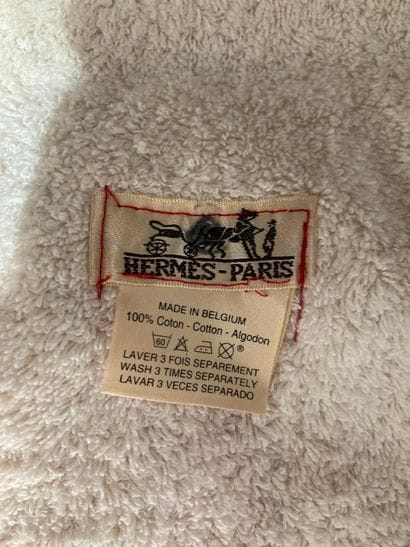 HERMÈS Paris
Sortie de bain, façon drap de...