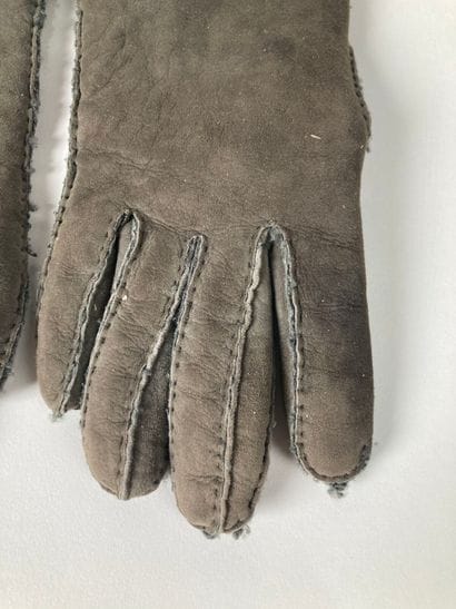 HERMÈS Paris, Made in France
Paire de gants...