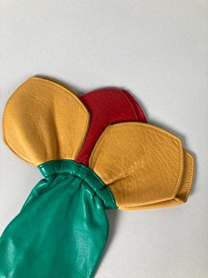 HERMÈS Paris, Made in France
Paire de gants...
