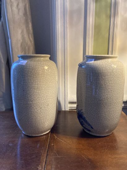 INDOCHINE, Tonkin vers 1900

Paire de vases...