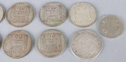 Sept pièces de 20 Francs (1933, 1934, 1938),...
