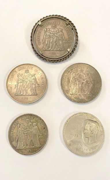 Lot de pièces en argent comprenant deux pièces...