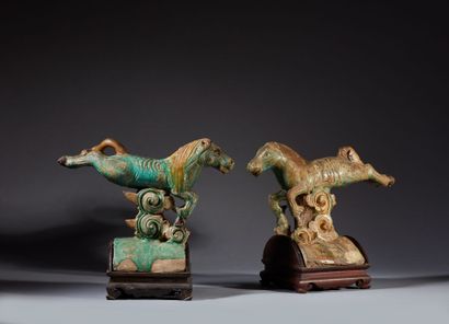 
CHINE - Époque MING (1368-1644)




Paire...