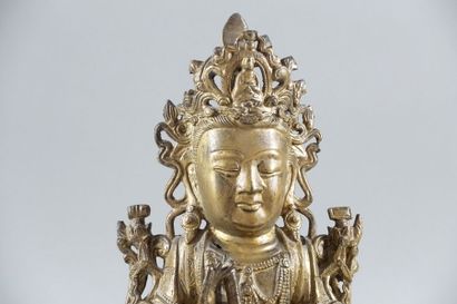 CHINE - dans le style Ming

Groupe en bronze...