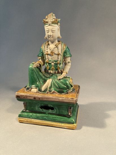 CHINE - Époque KANGXI (1662-1722)

Groupe...