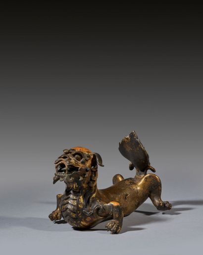 CHINE - Époque MING (1368-1644)

Lion en...