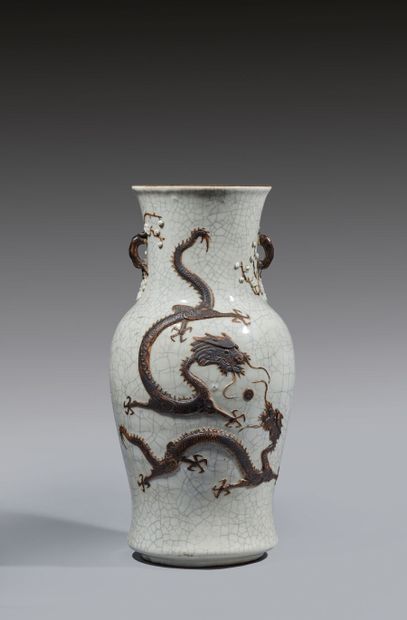 CHINE, Nankin - Fin du XIXe siècle

Vase...