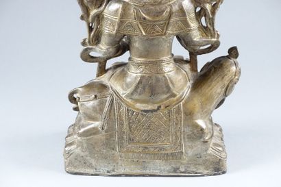 CHINE - dans le style Ming

Groupe en bronze...