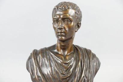 Mathurin MOREAU (1822-1912)

Jules César

Buste...