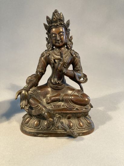 TIBET - XIXe siècle

Statuette en bronze...