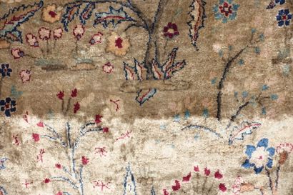 Tapis Tebriz en soie, Nord-Ouest de la Perse,...