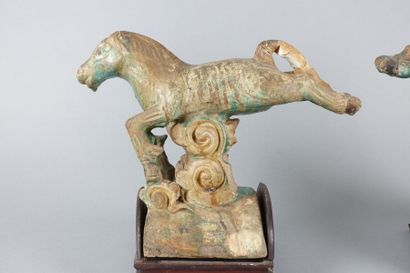 
CHINE - Époque MING (1368-1644)




Paire...