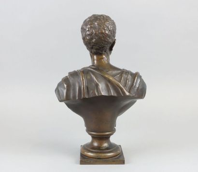 Mathurin MOREAU (1822-1912)

Jules César

Buste...